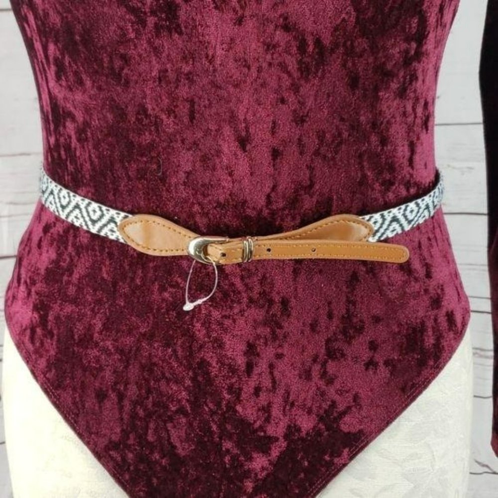 Thin Aztec brown leather‎ small belt